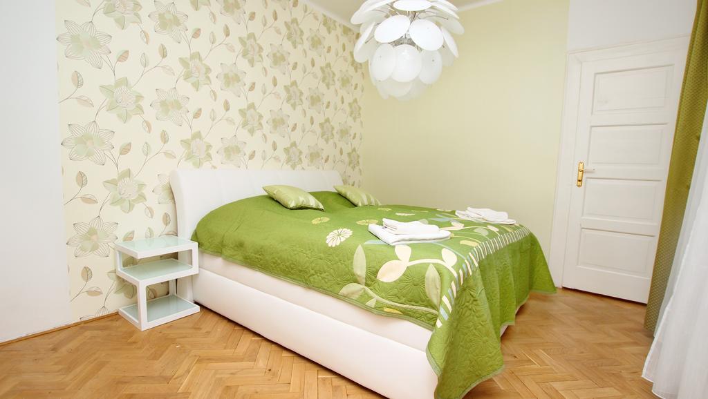 Saturn Apartments Praga