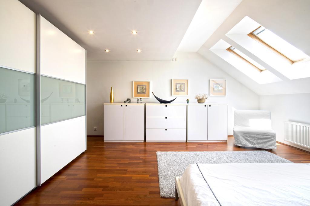 Luxury Penthouse Apartment *