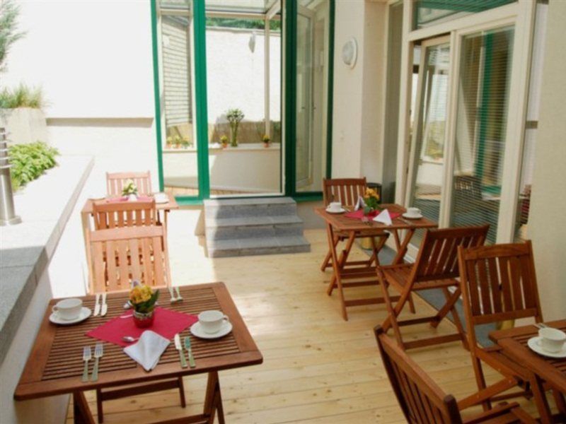 Mamaison Riverside 5*