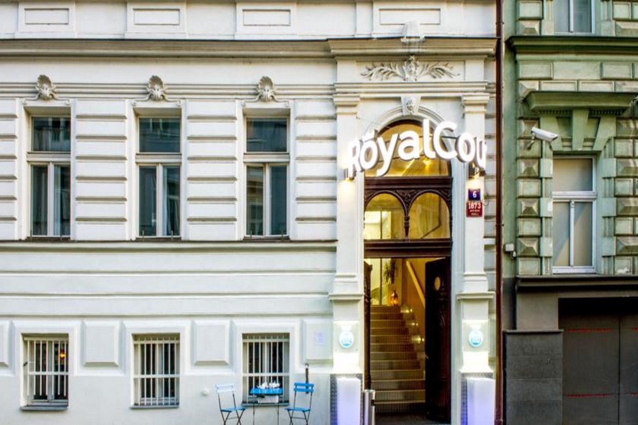 Hotel Royal Court 3*