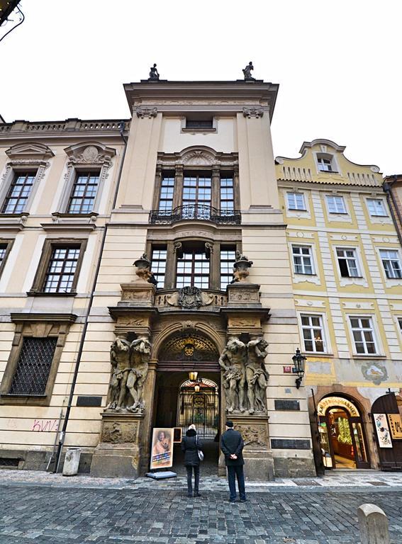 Charming Old Town Centre Studio Apartment