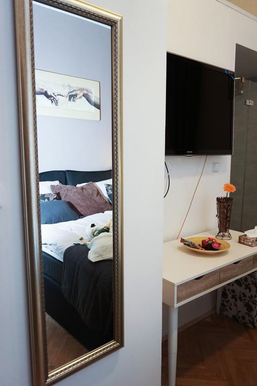 Eia Centre Guest house Prague