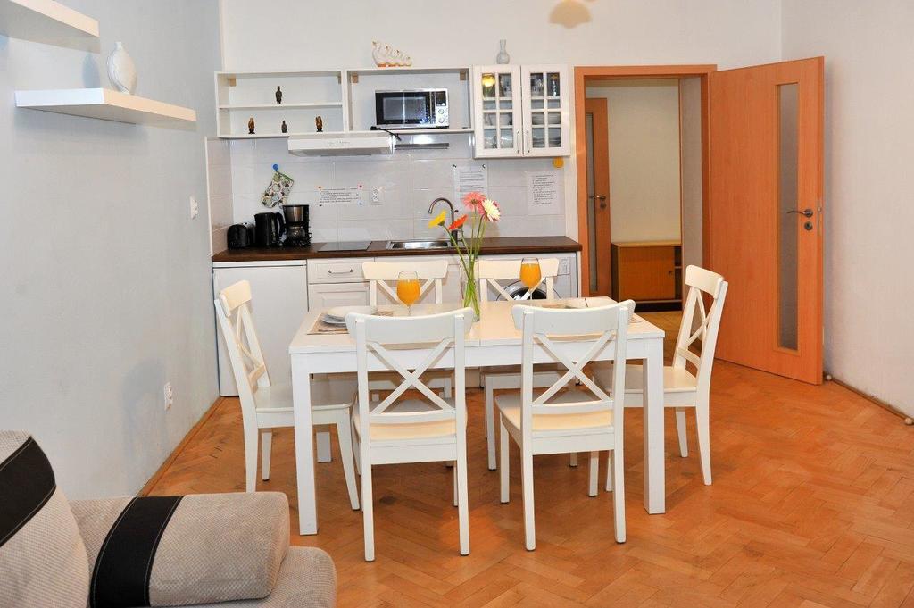 Apartment In Vinohrady