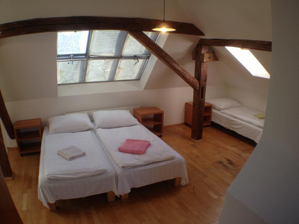 Travellers Hostel