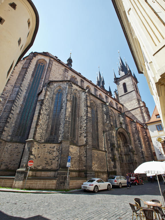 Cathedral Aparthotel 4*