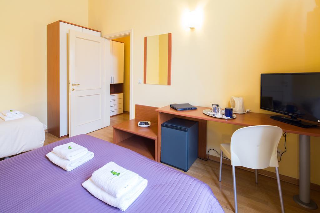 Lounge Crown 3* Prag