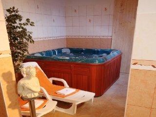 Adeba Hotel 3*