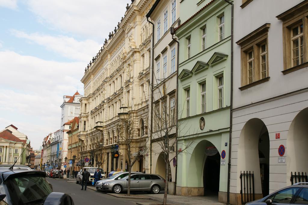 Almandine 4* Praga