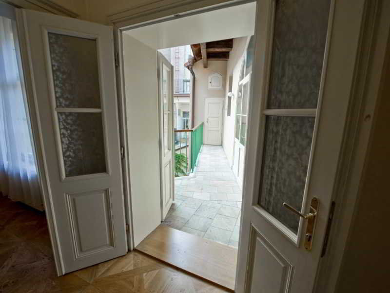 Bohemia Centre Apartment Prague