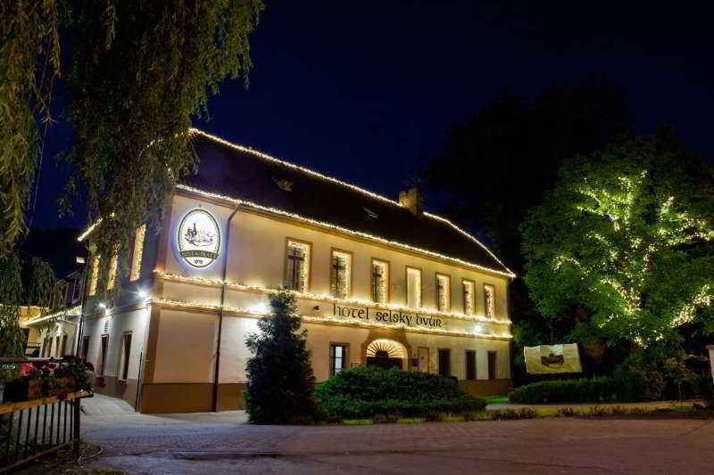 Selsky Dvur - Bohemian Village Courtyard Otel 4*