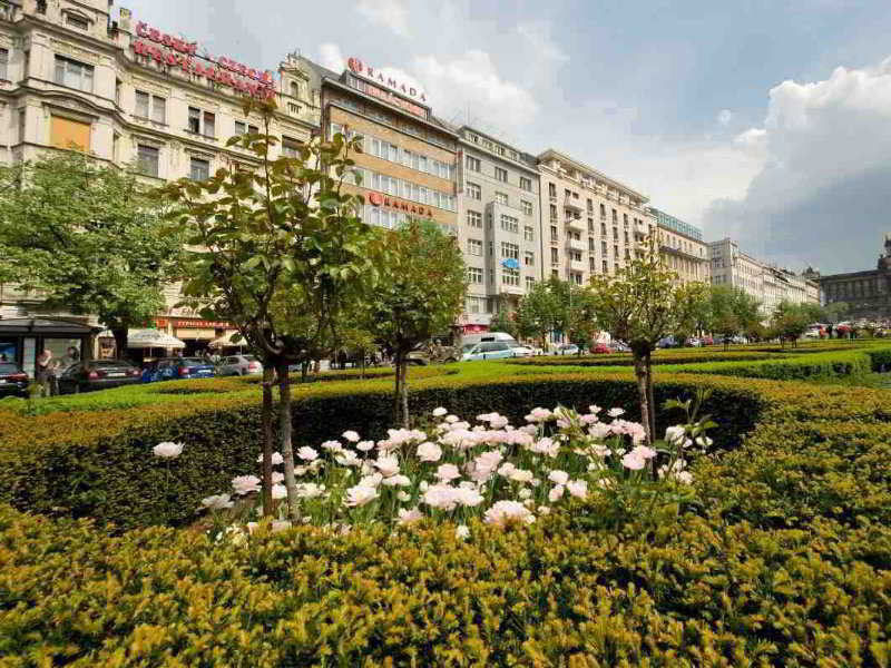 Ramada Centre Prague