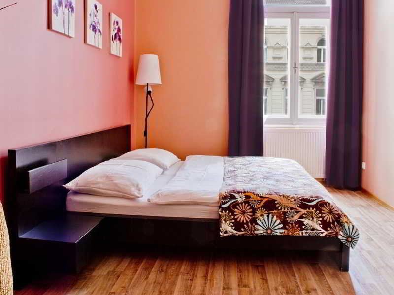 Hotel Royal Court Legerova Prague