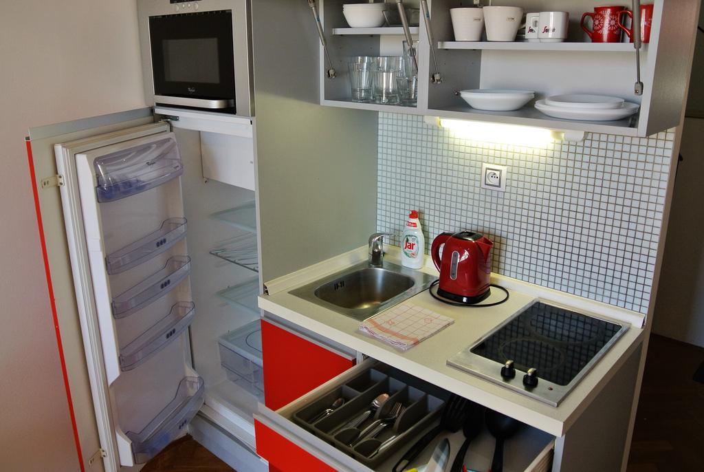 Letna Apartment *