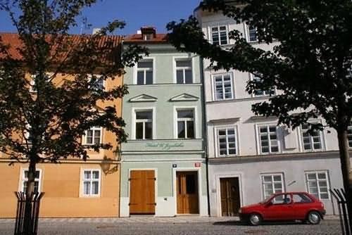 U Jezulatka 4* Prague