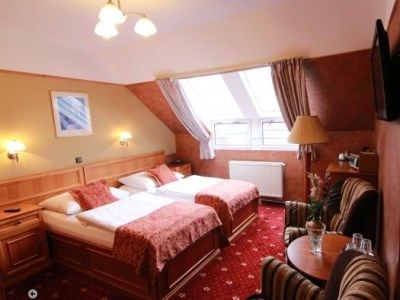 Hotel Old 3*