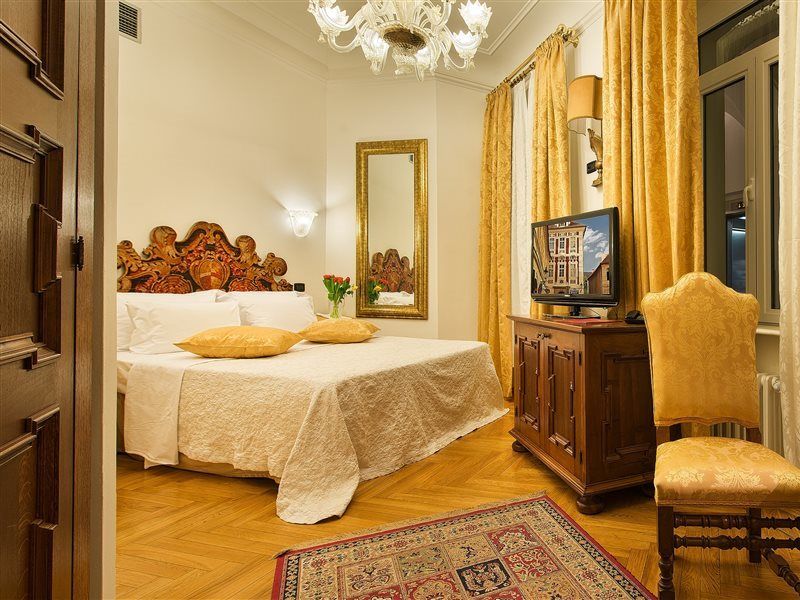 Hotel Charles Bridge Palace