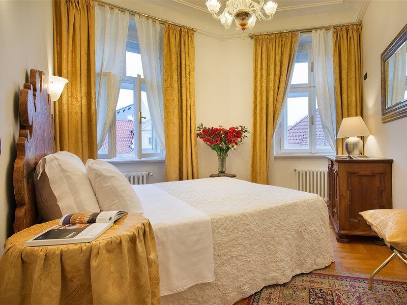 Charles Bridge Palace Hotel