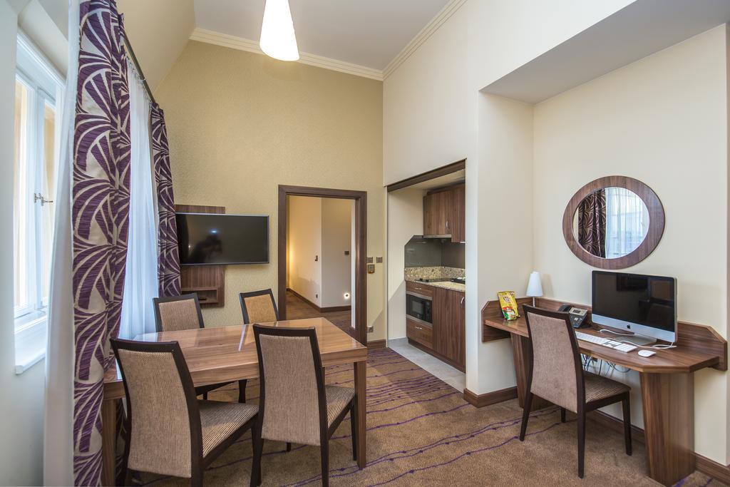 Merchants Crown Suites And Spa Hotel Prague