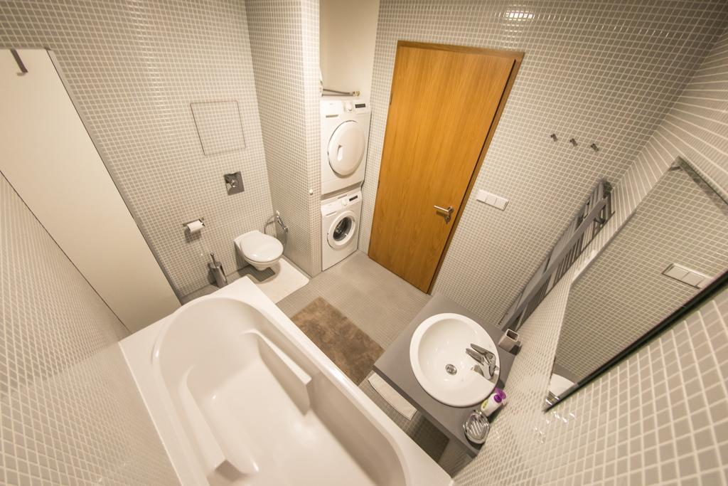 Korunni Dvur, 2 Free Parkings * Prague