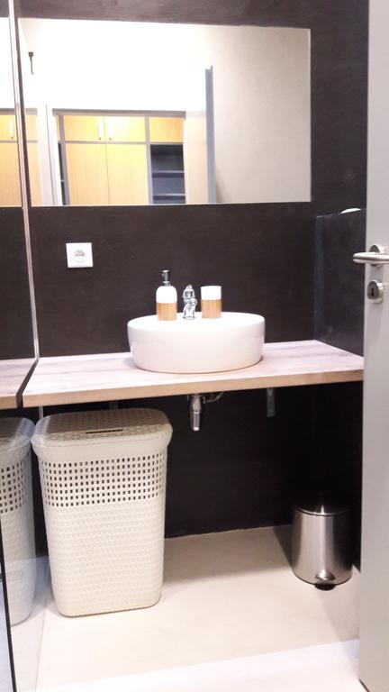 Hostel & Letov Prague