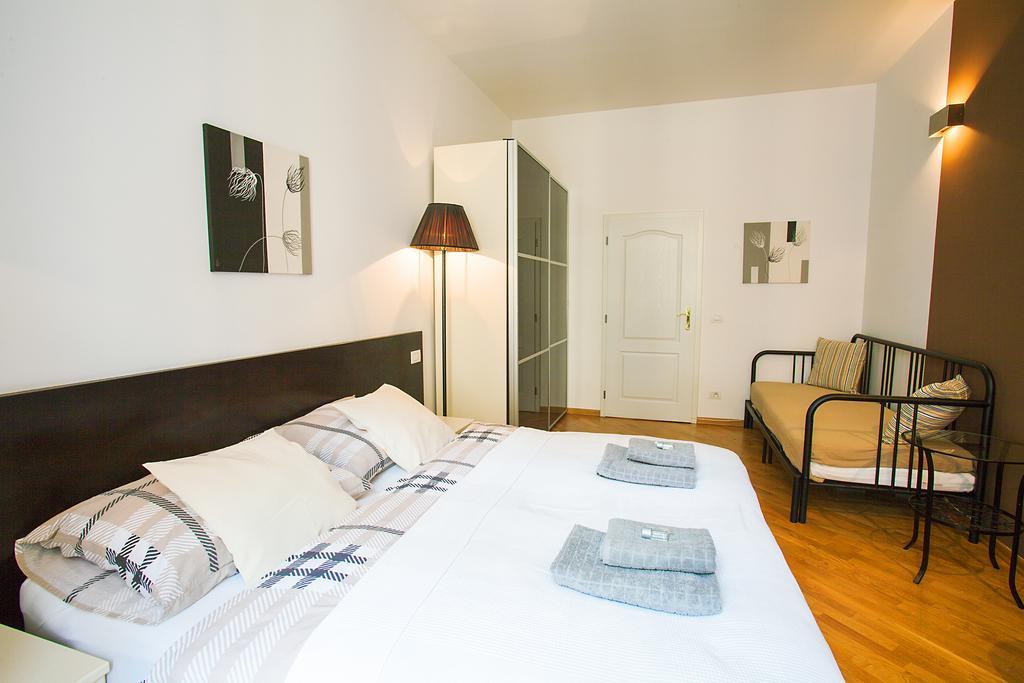 Sunny In Center Appartement
