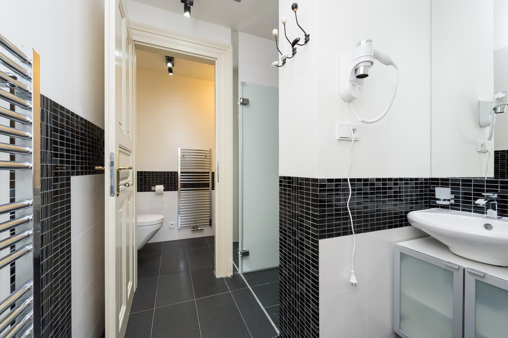 Empirent Wenceslas Square Apartments * Prague
