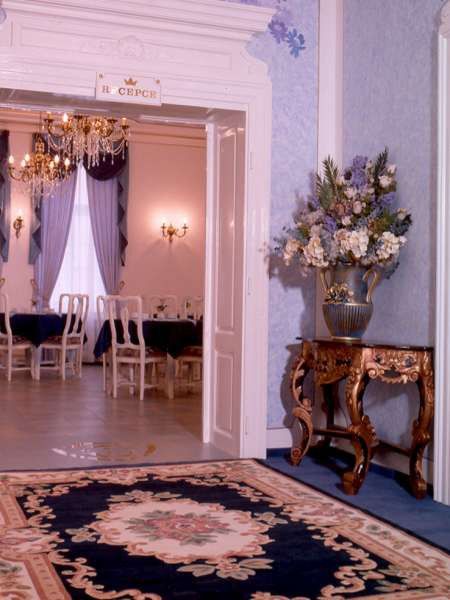 William 3* Prague