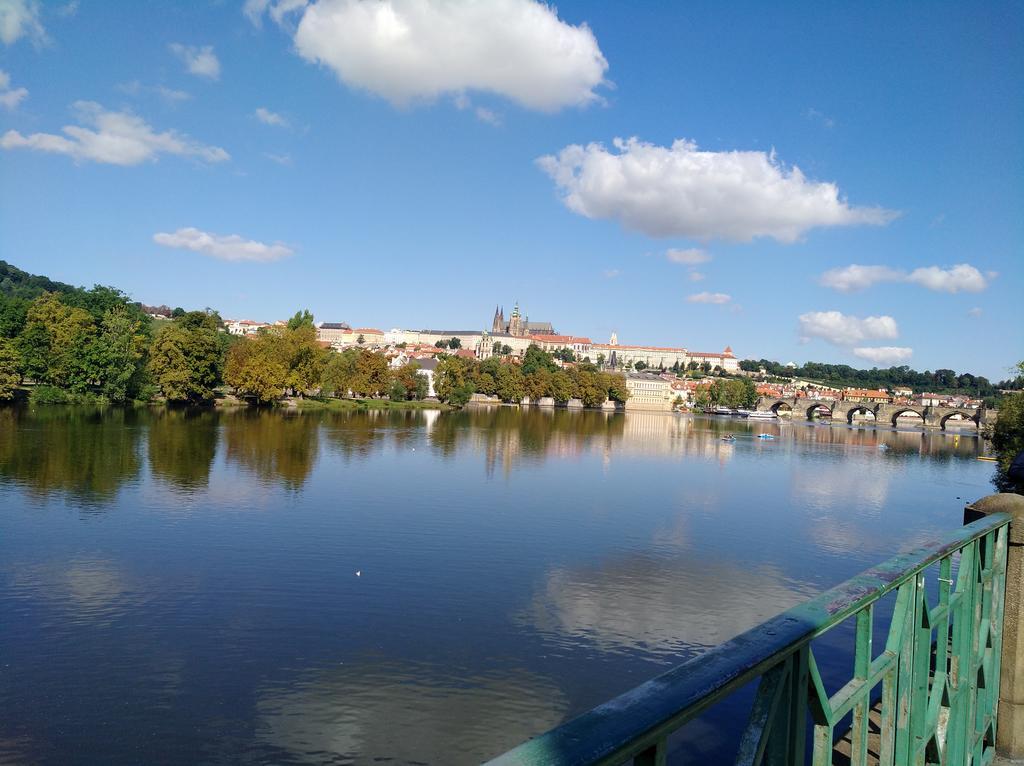 Modern Vsehrdova