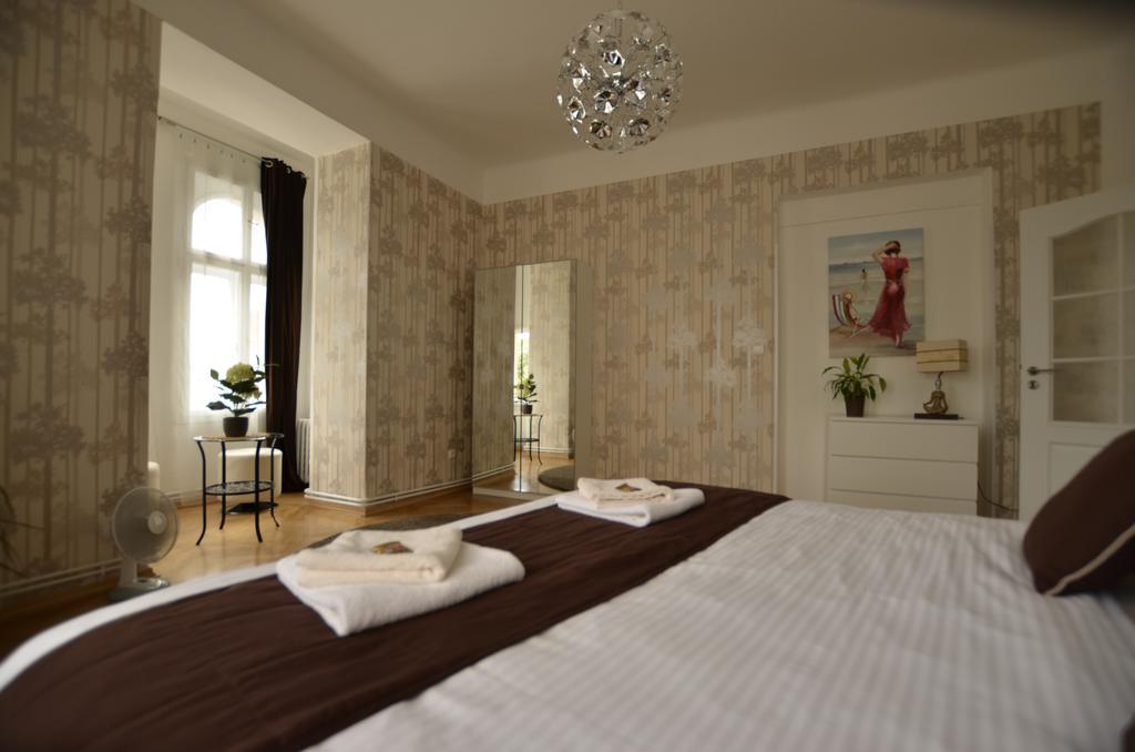Beautiful In Apartment Prag