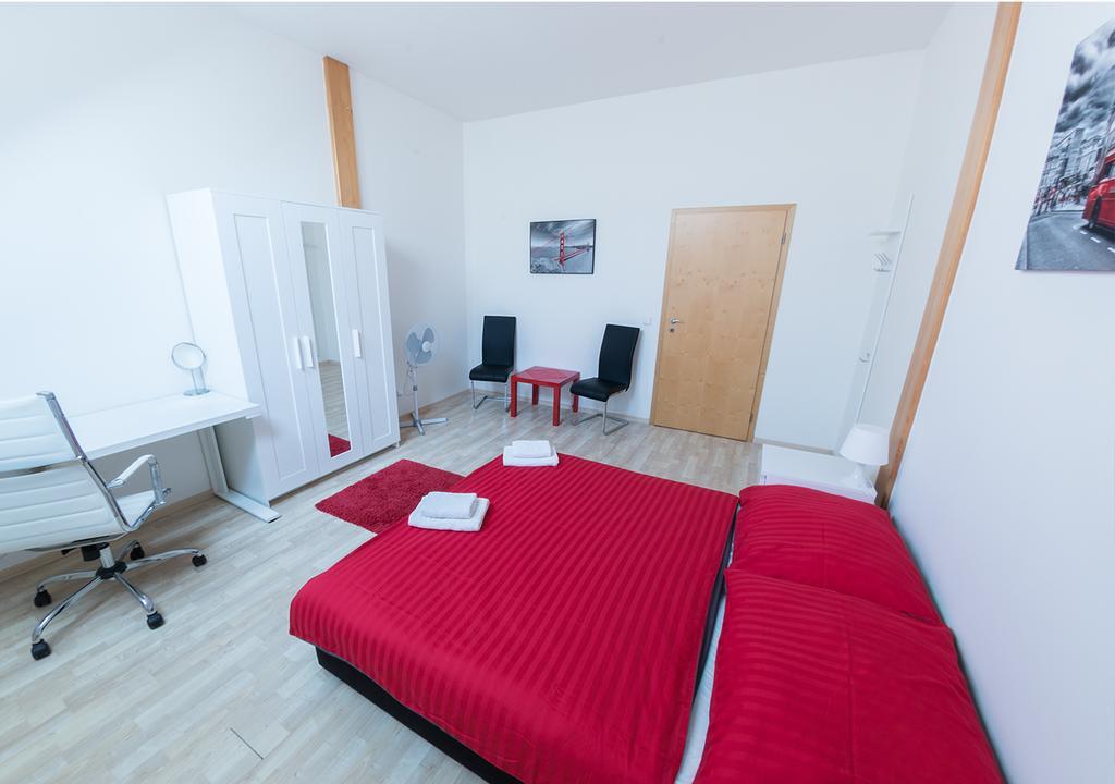 Apartment Lahovice, *