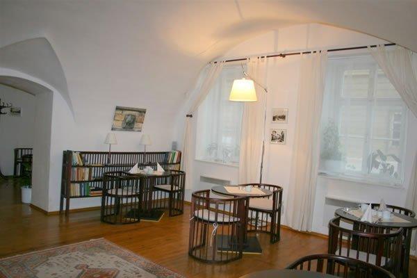 Domus Henrici Otel