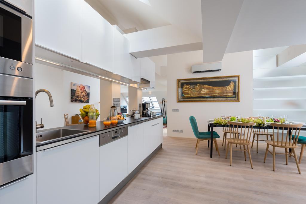 Empirent Wenceslas Square Apartments