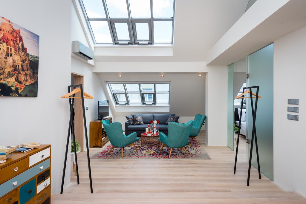 Empirent Wenceslas Square Apartments *