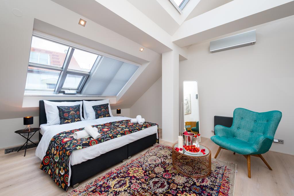 Empirent Wenceslas Square Apartments *