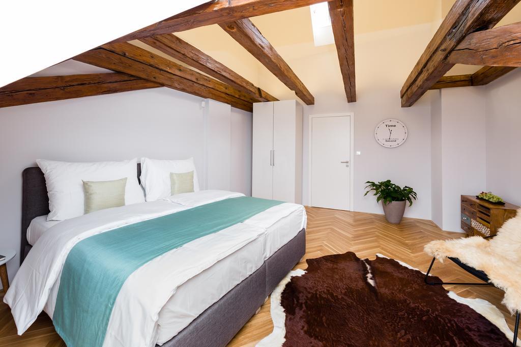 Empirent Prague Castle Apartments * Prague