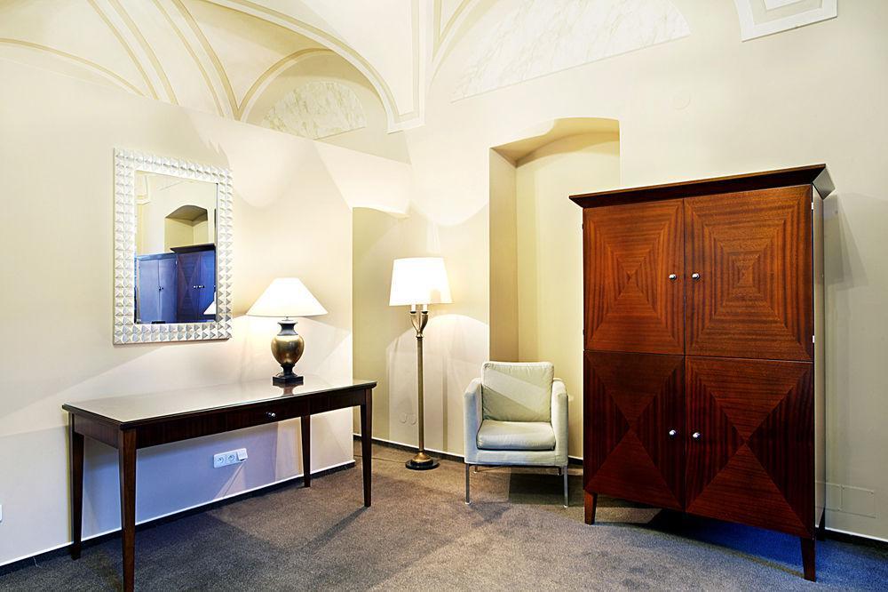 Hotel Little King U Malvaze 4*