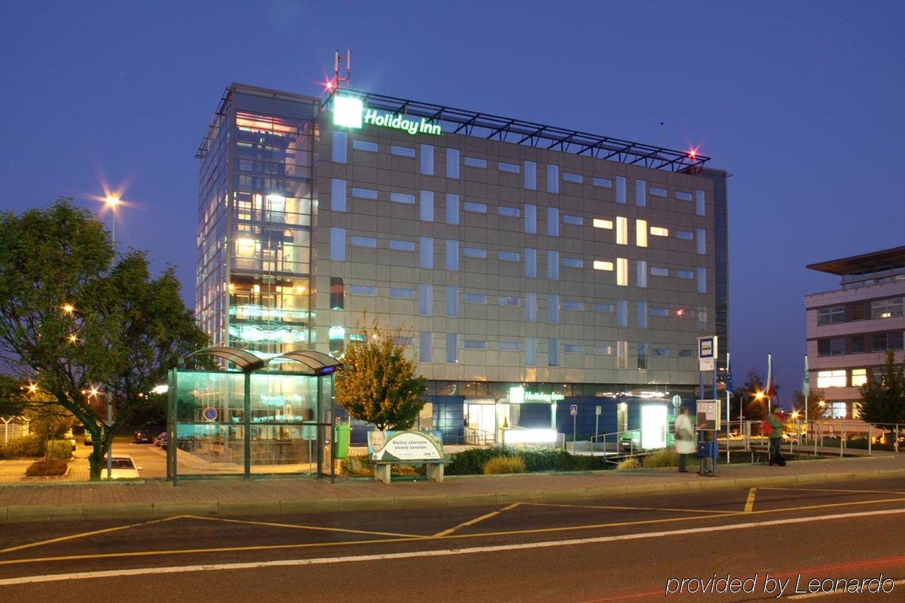 Otel Airport By Ihg 4*