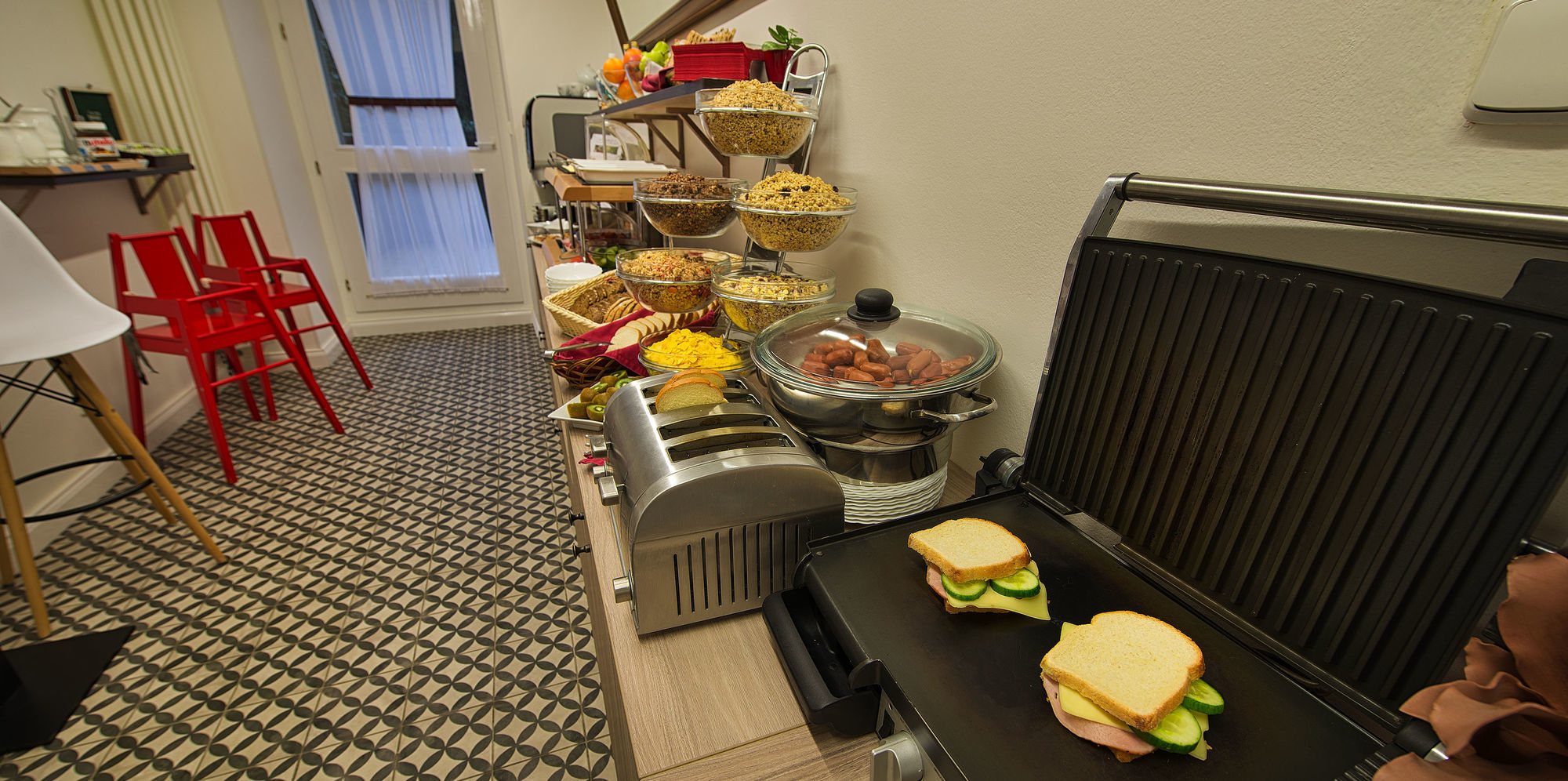 Apart Otel Hotel Suite Home Prague 4*