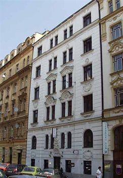 Otel Olga 3*
