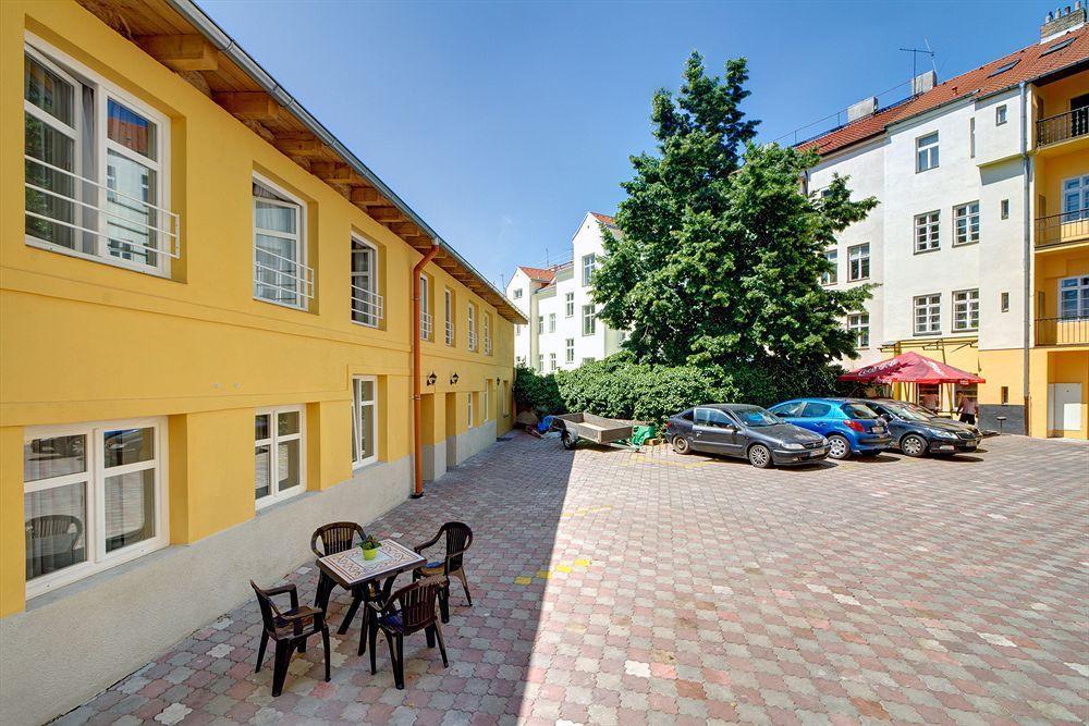 Hotel House Zizkov 3*