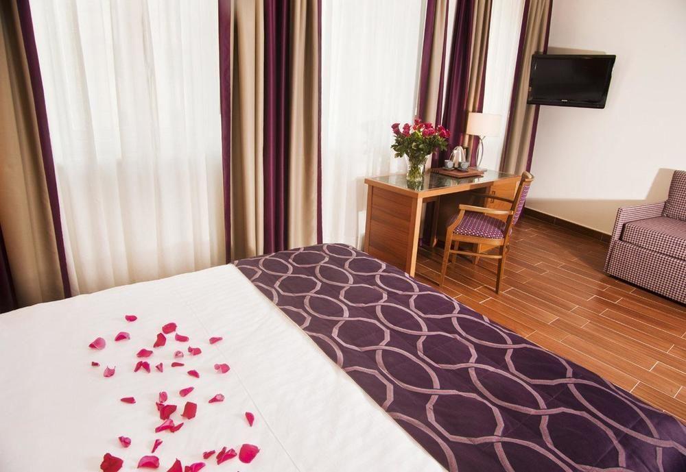 Galileo Hotel
