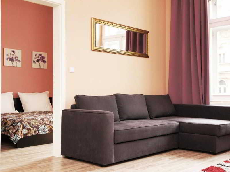 Royal Court Legerova 3* Prague