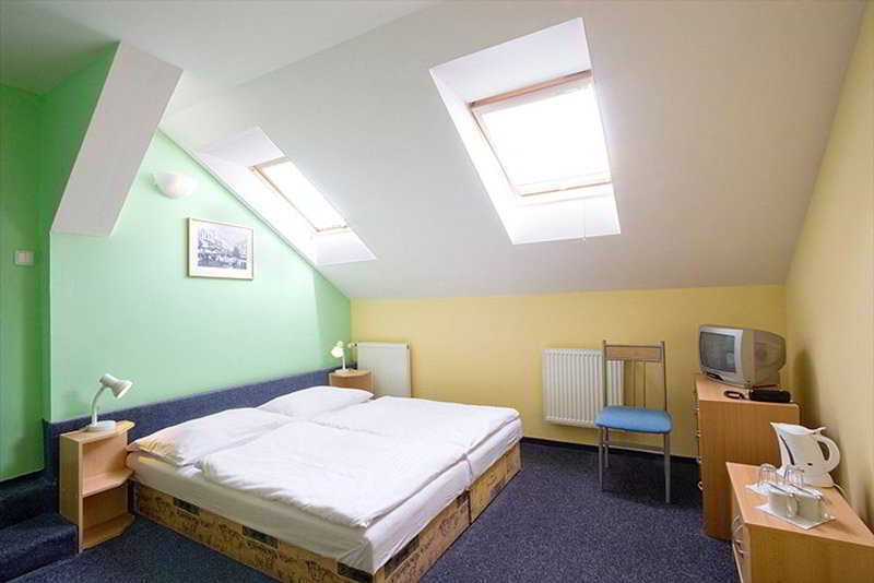 Amandment Aparthotel 3*