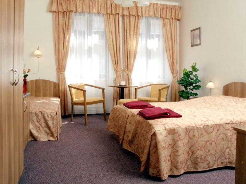Hotel Kafka 3*
