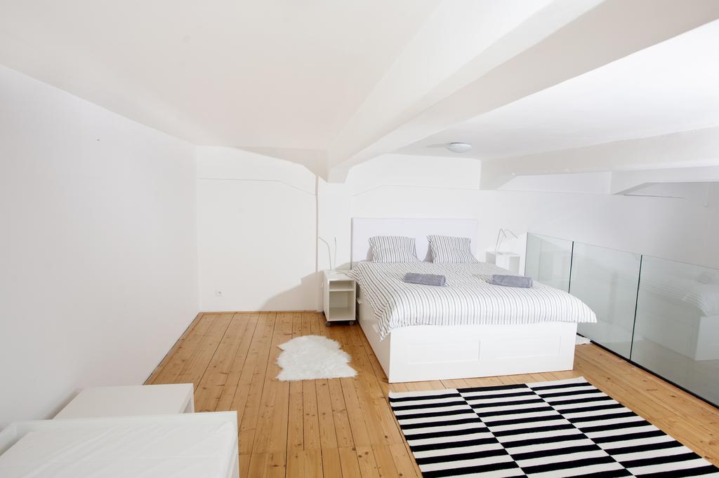 Loft In Palmovka * Prag