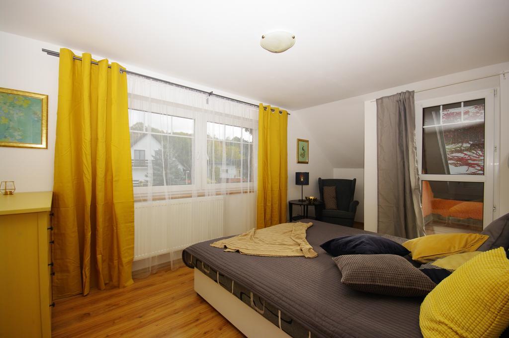 Cozy Gardens In Apartment Prague
