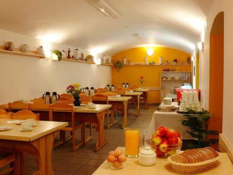 Kafka Hotel 3*
