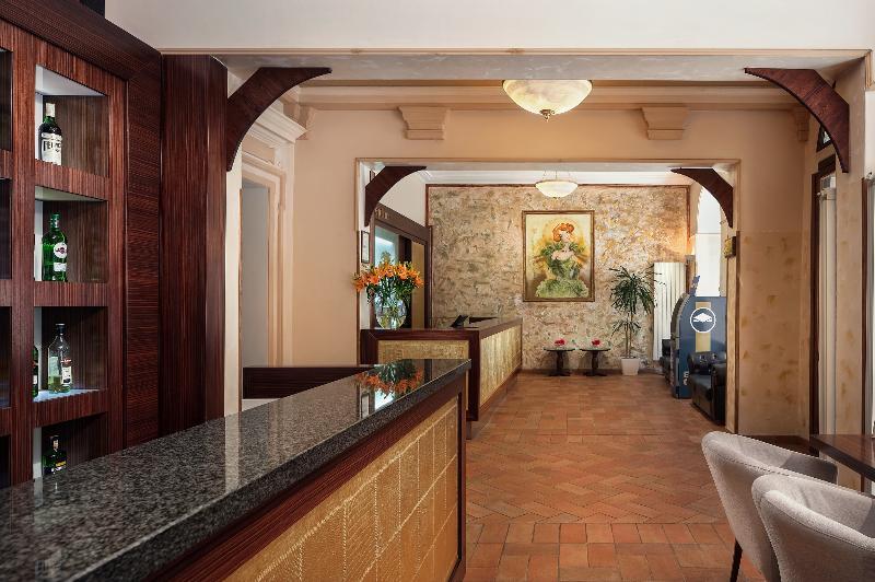 Otel 1
