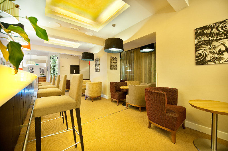 Hotel Three Crowns 3*