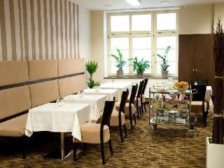 1.republic Hotel 4*